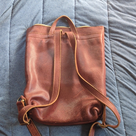 PLG Laptop Backpack - Picture 2 of 7